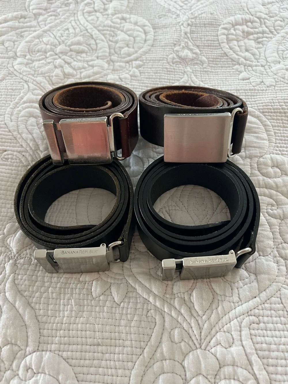 Banana Republic Men's Leather Belt Bundle (2 Black and 2 Brown)